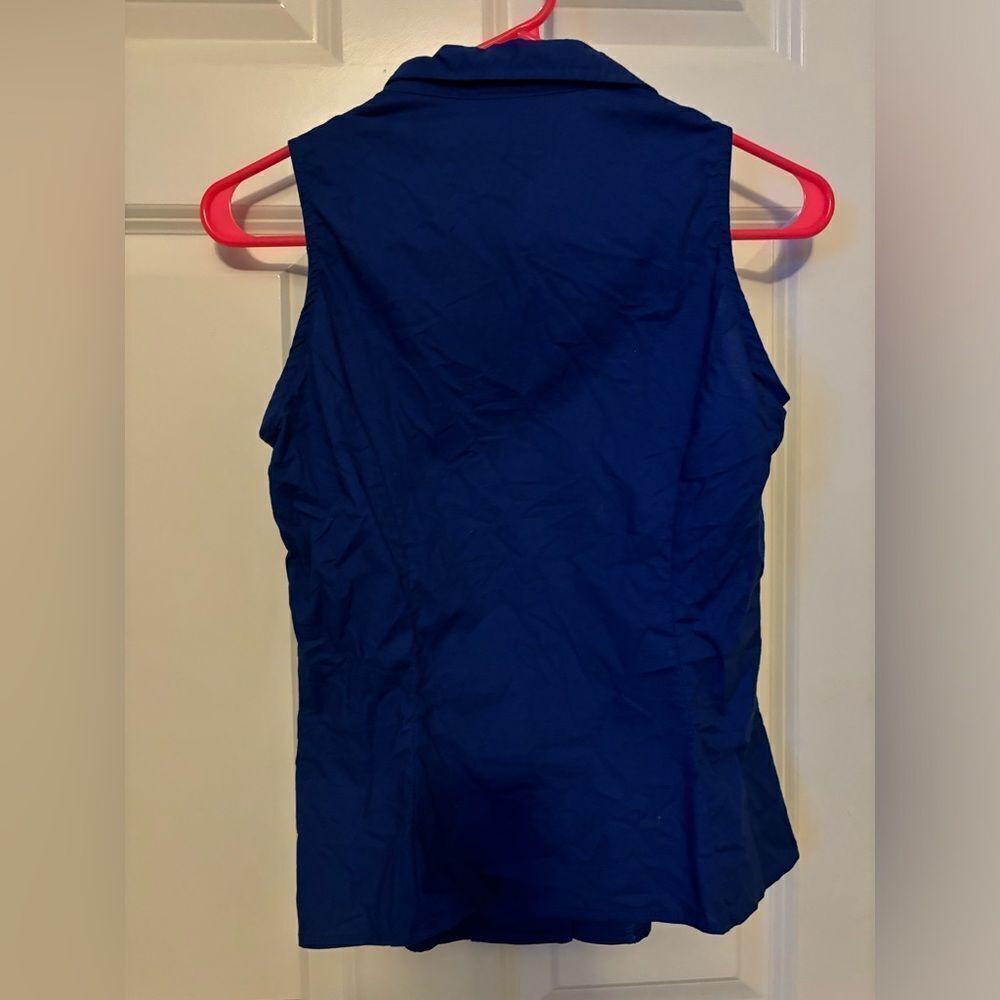 Be still my heart blue sleeveless top size medium - Picture 5 of 8